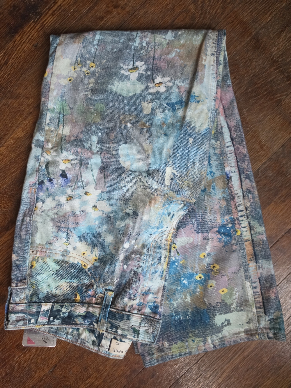 We The Free Tennessee Low-Rise Illusions Jeans - Picture 7 of 8